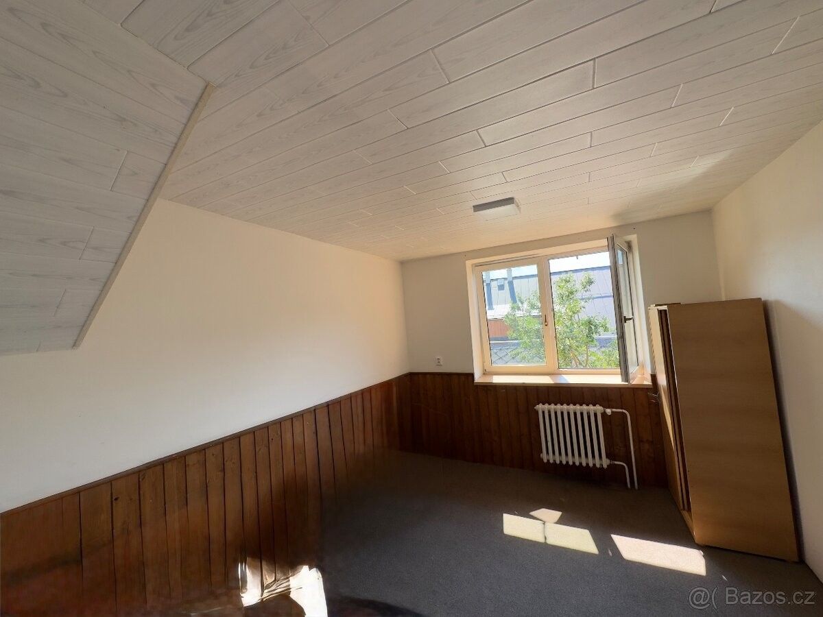 Byty, Velké Karlovice, 756 06 - 1