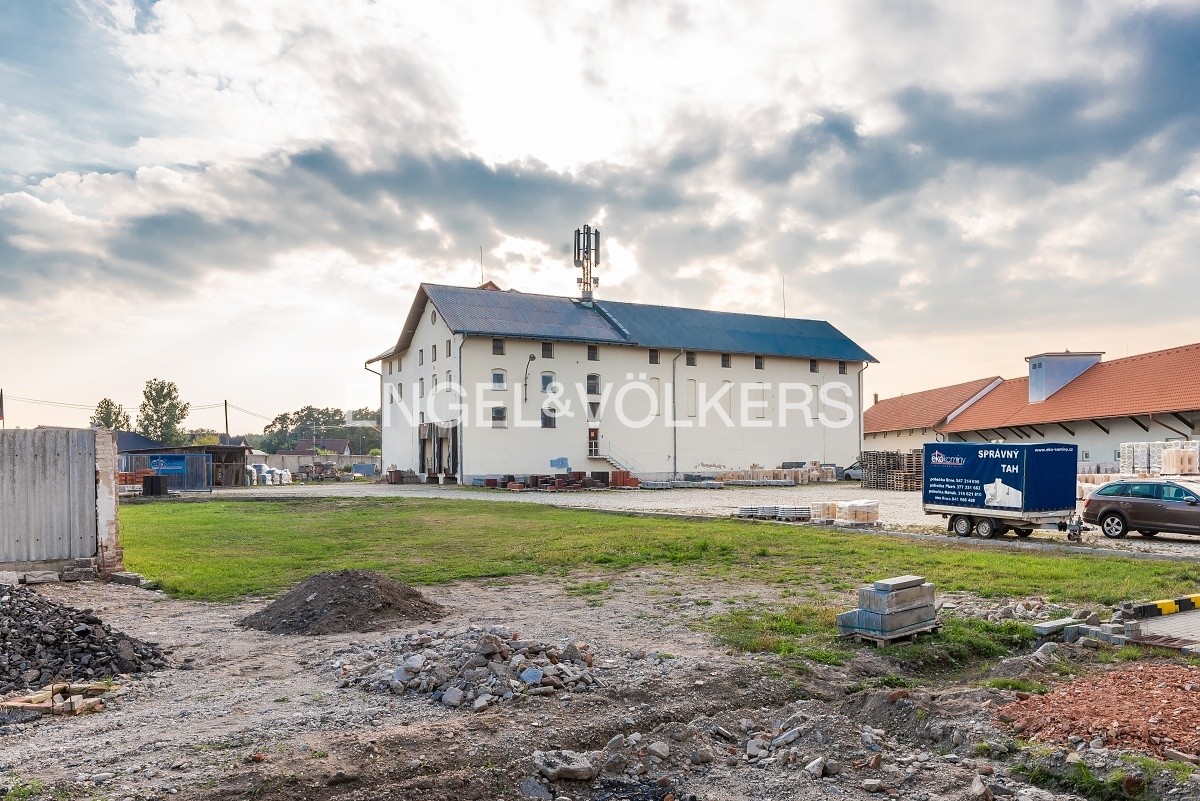 Výrobní prostory · 3 032 m² · Lípová 75, Třebestovice - 2