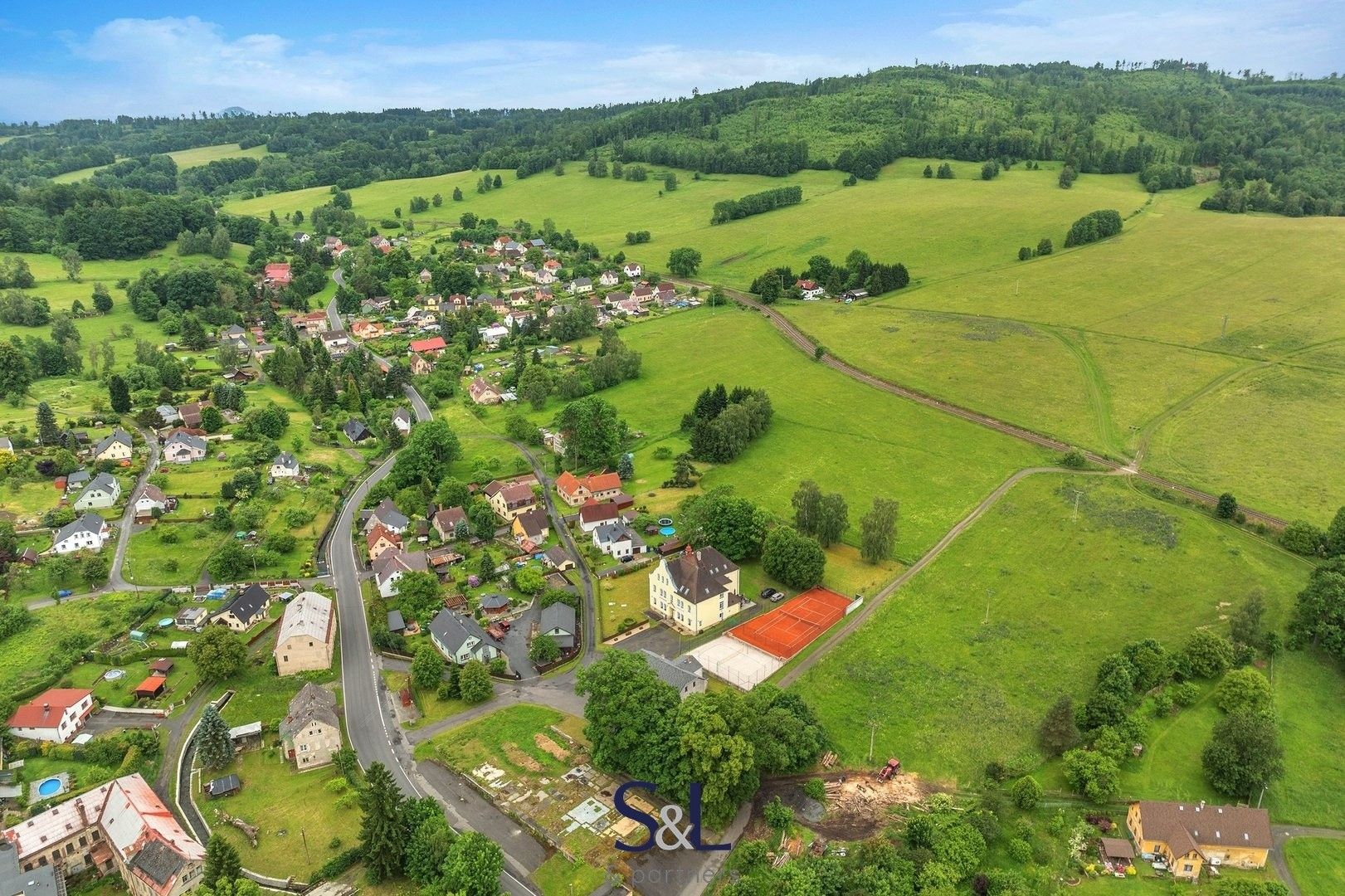 Prodej komerční pozemek - Mikulášovice - 5