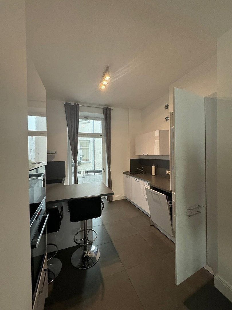 Byt 3+1 · 110 m² · Kurfürstenstraße 20 München Schwabing Bayern 80801 - 4