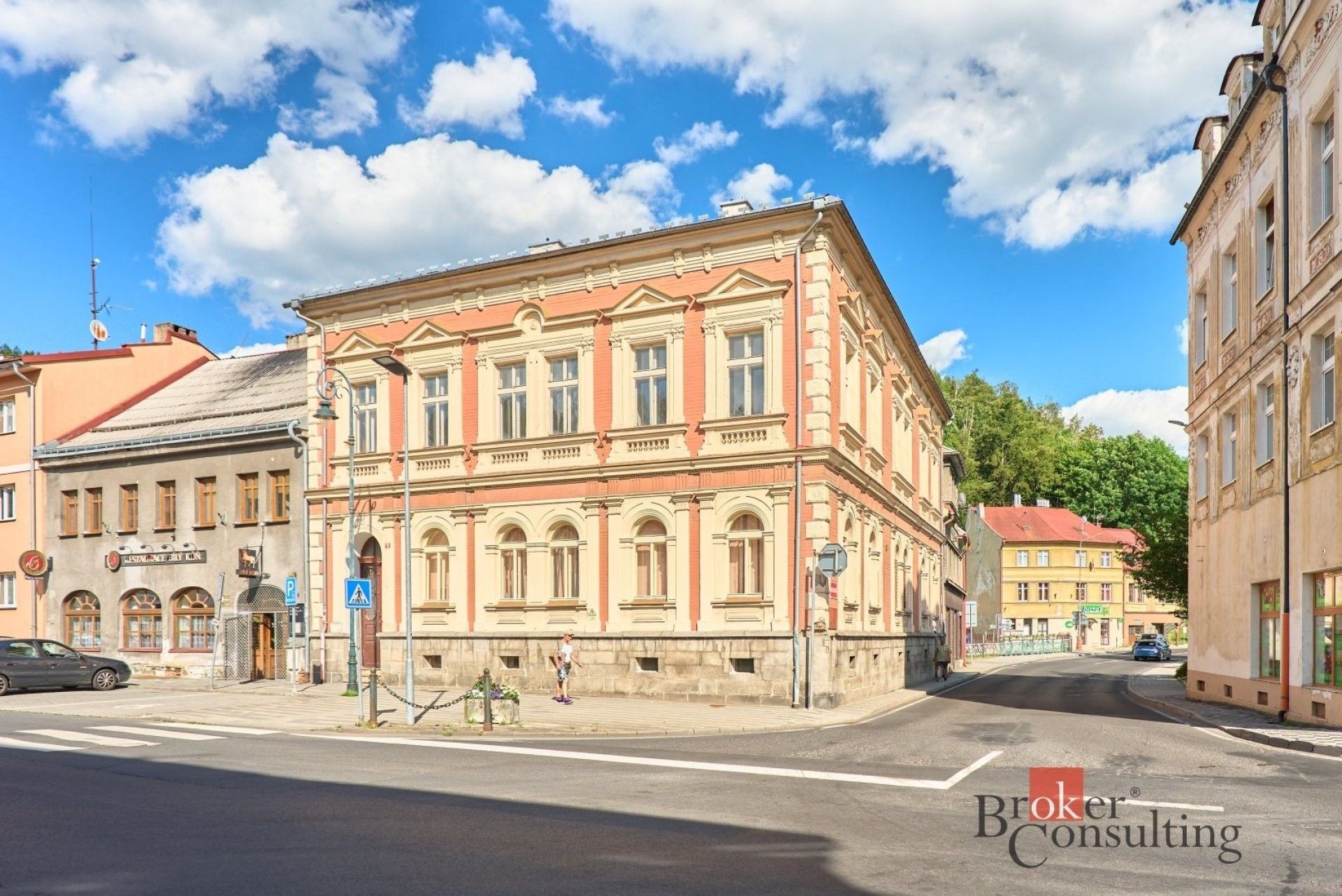 Kanceláře, náměstí Karla IV. 9, Nejdek, 750 m² - 1