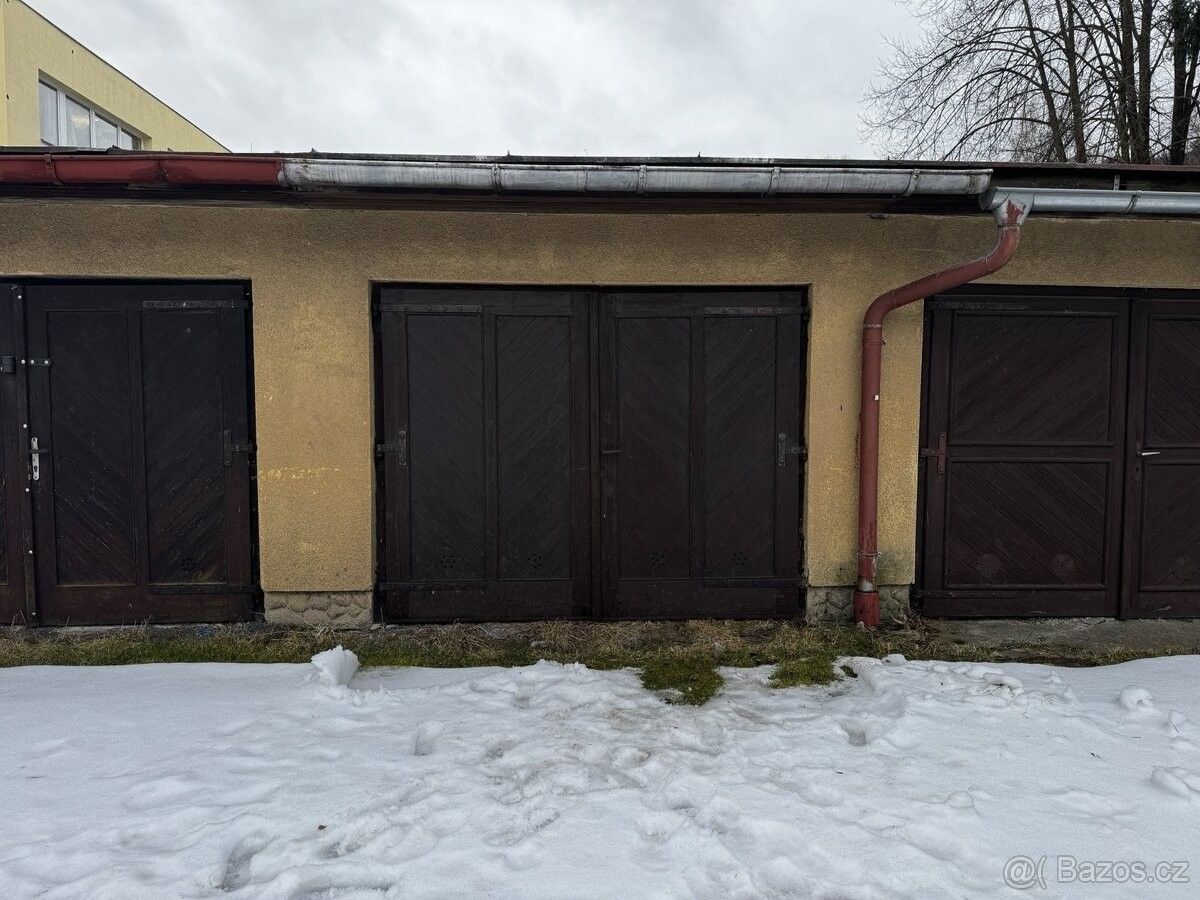 Garáže, Semily, 513 01