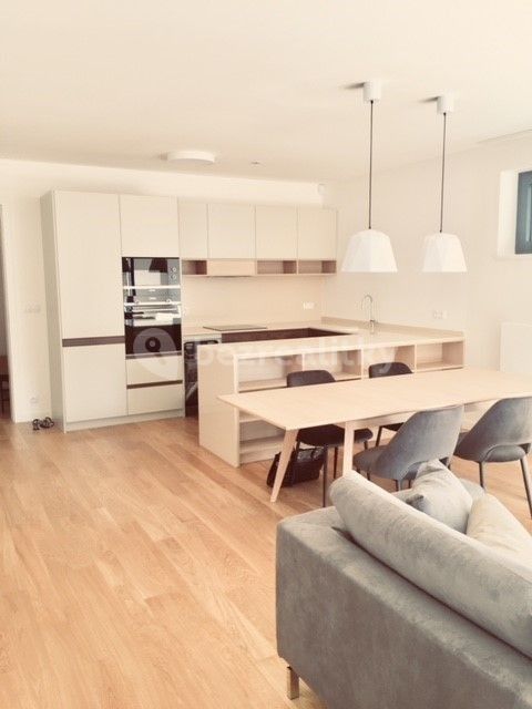 Byt 2+kk, 83 m²