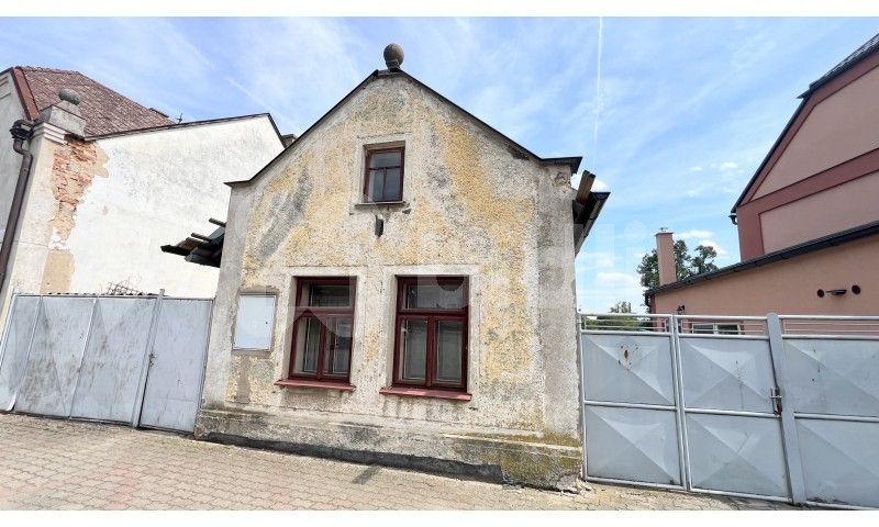 Rodinné domy, Husova, Rožďalovice, 56 m²