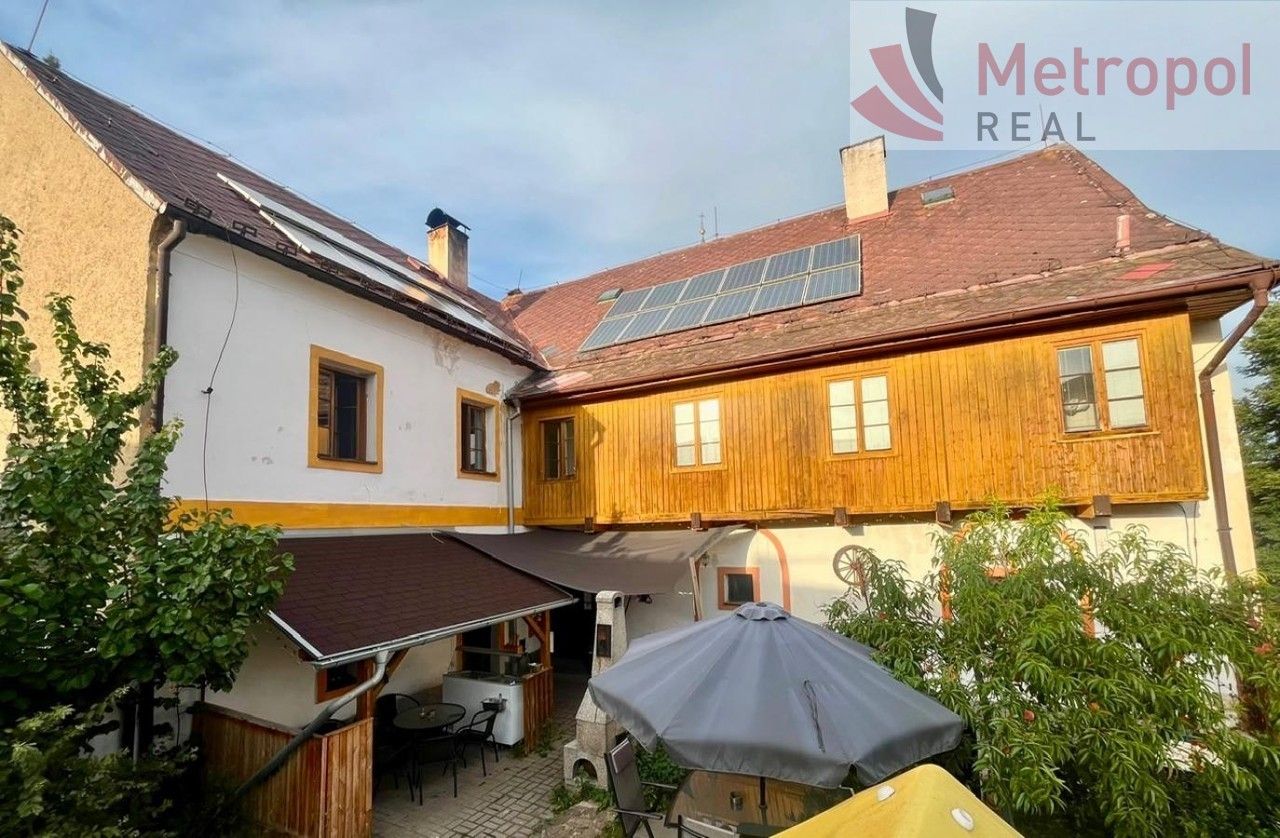 Ubytovací zařízení, Dukelských hrdinů 123, Žlutice, 380 m² - 1