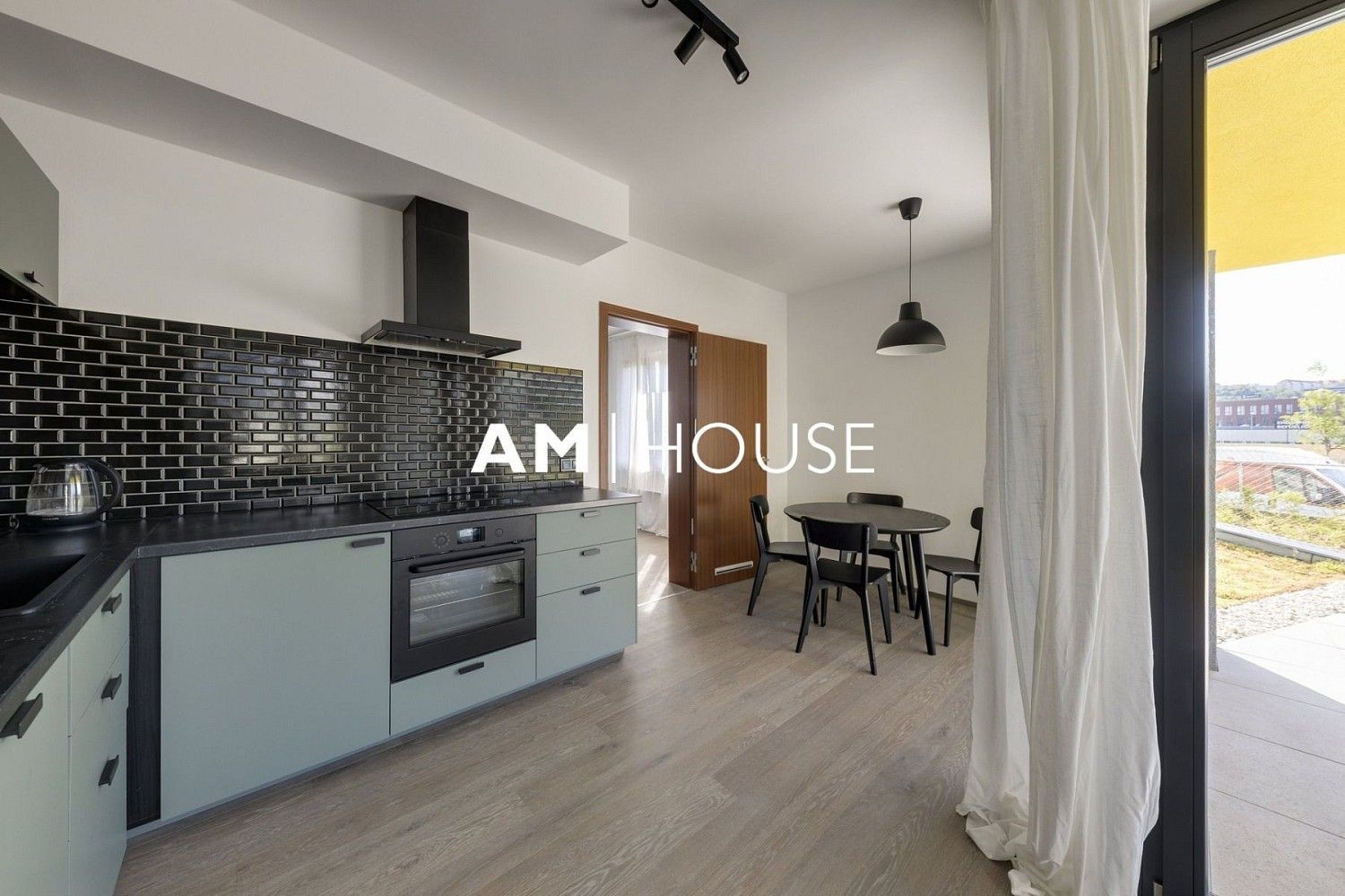 Byt 2+kk · 66 m² · Praha - Karlín, okres Praha 8, Hlavní město Praha - 3