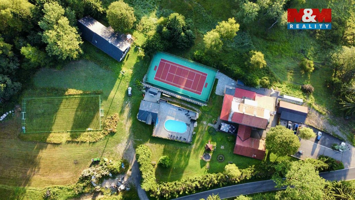 Prodej ubytovací zařízení - Bartošovice v Orlických horách, 450 m²