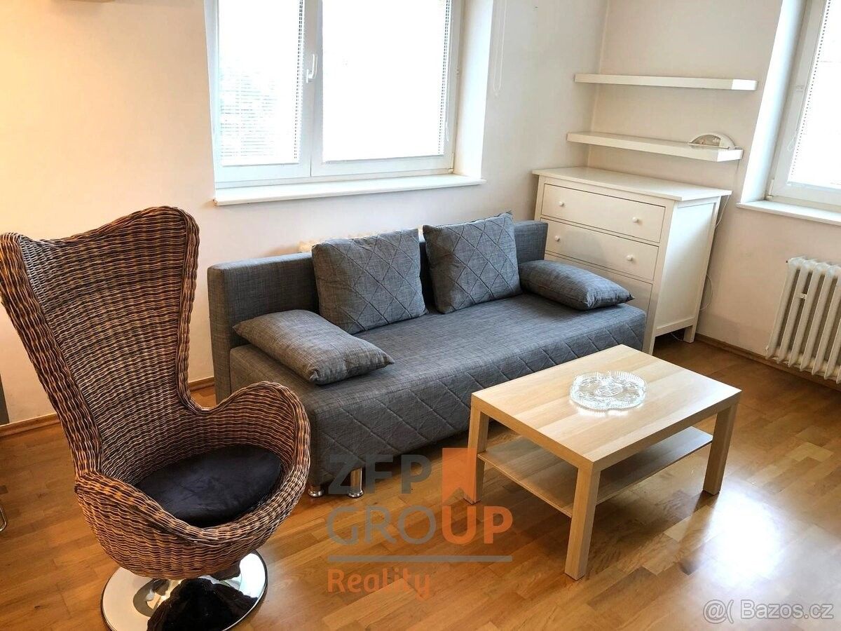 Pronájem byt - Praha, 193 00