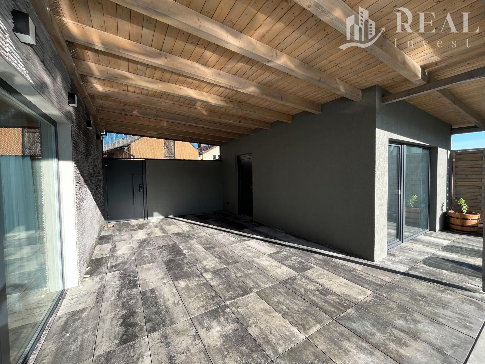 Prodej rodinný dům - Račiněves, 280 m²