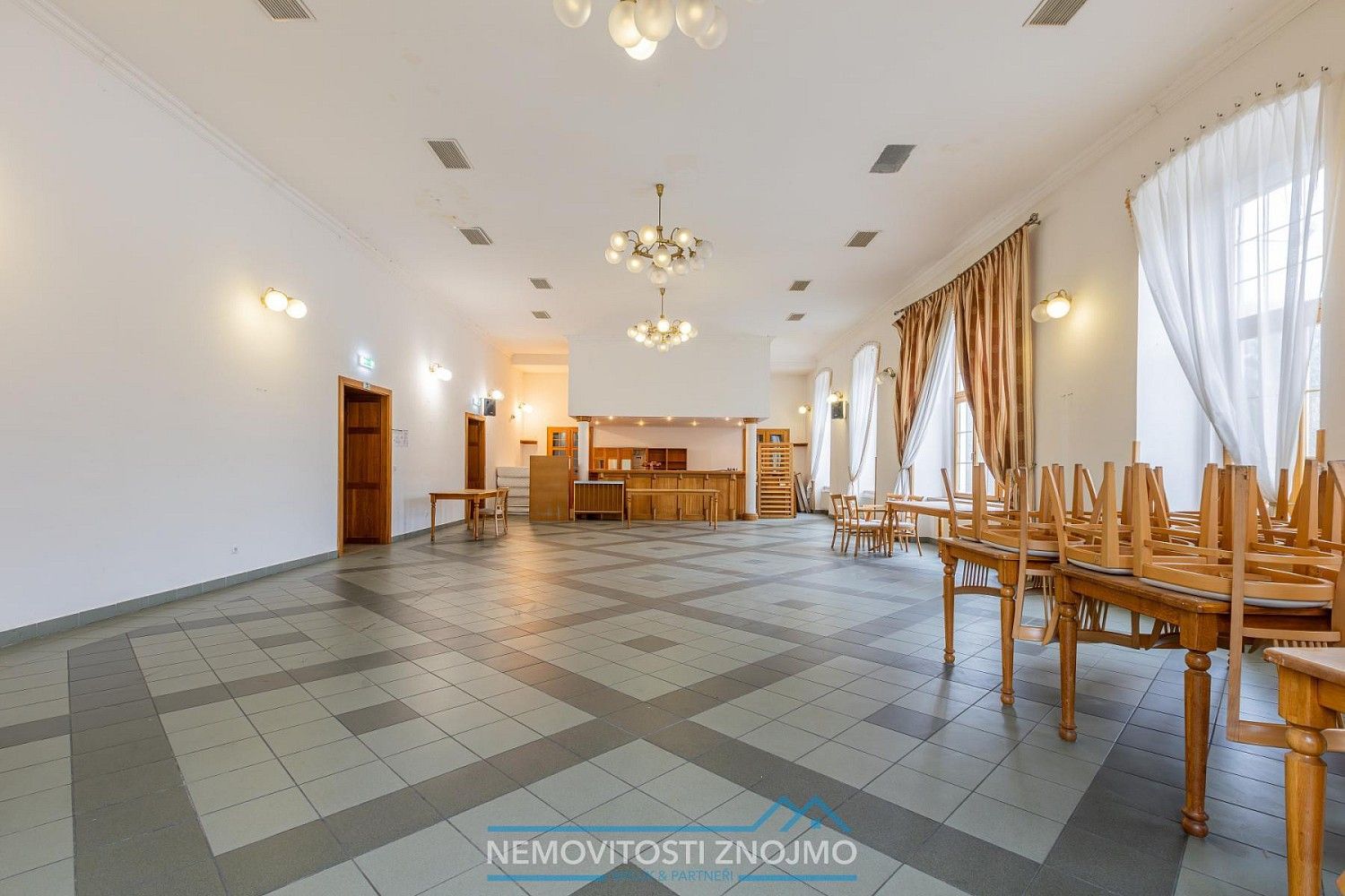 Prodej ubytovací zařízení - 8. května, Vranov nad Dyjí, okres Znojmo, 911 m² - 5