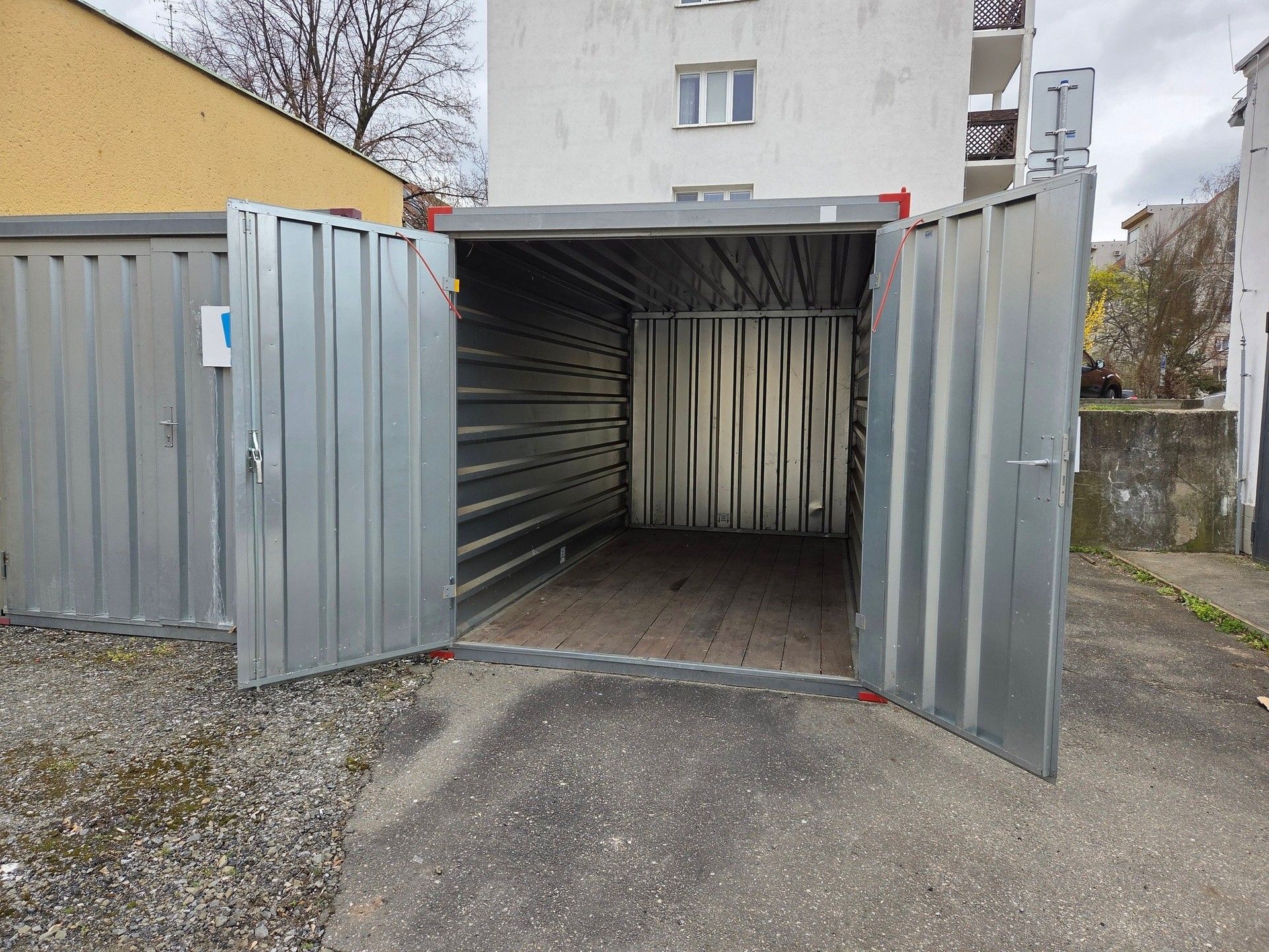 Sklady, Juliánovské náměstí, Brno Židenice, 25 m² - 2
