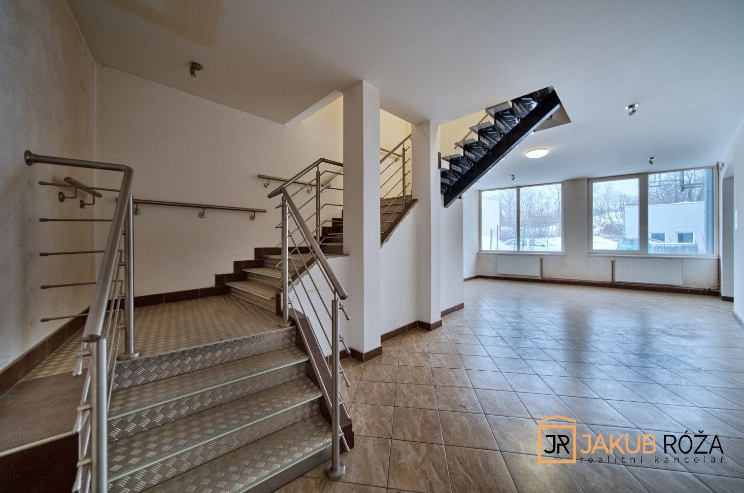 Pronájem kancelář - Na bělidle, Vrchlabí, 159 m²