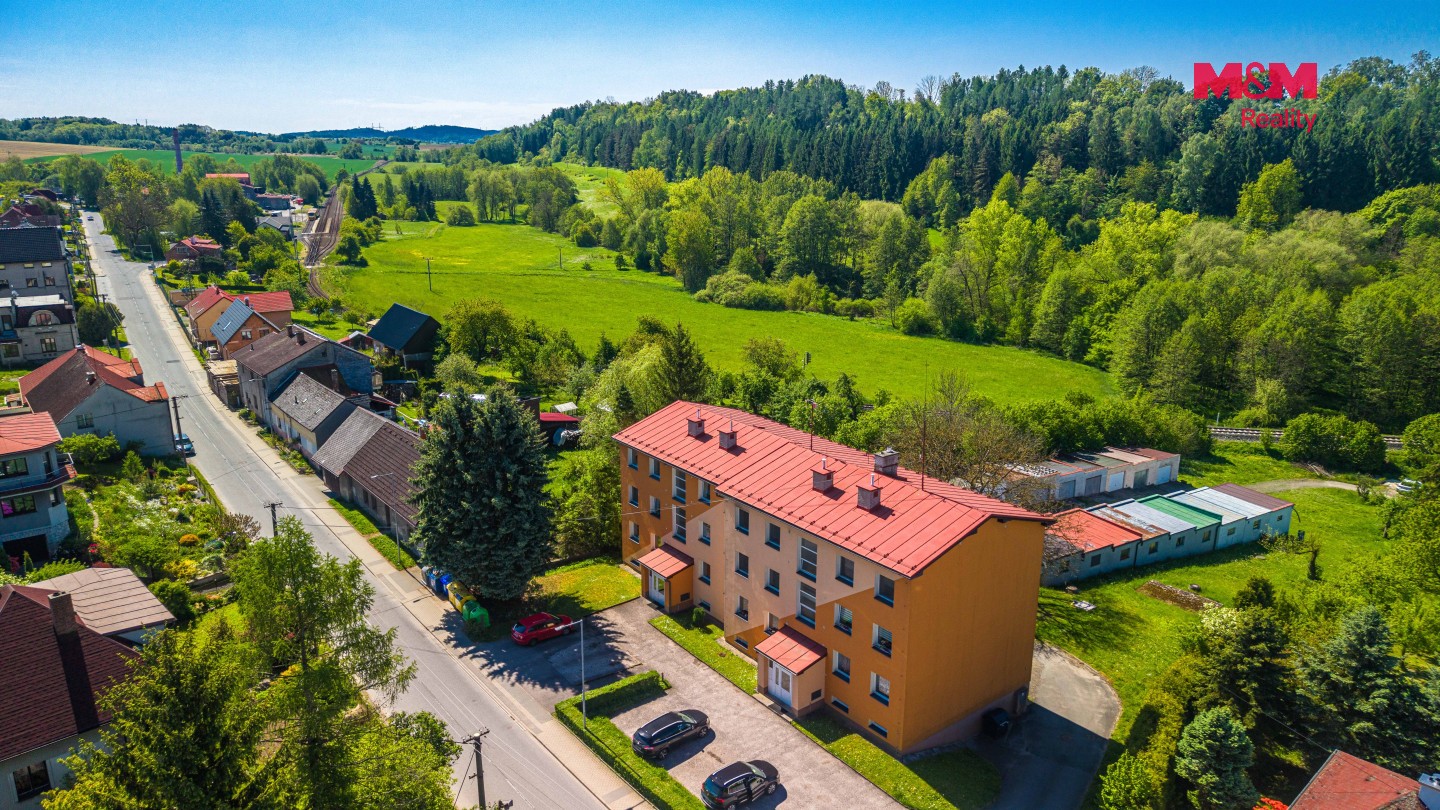 Prodej byt 3+1 - Tyršova, Rovensko pod Troskami, 66 m² - 5