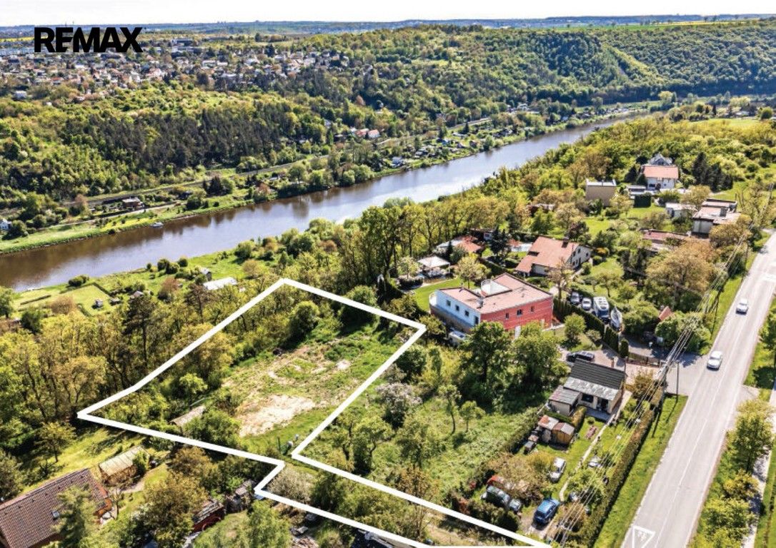 Pozemky pro bydlení, Husinec, 1 885 m² - 2