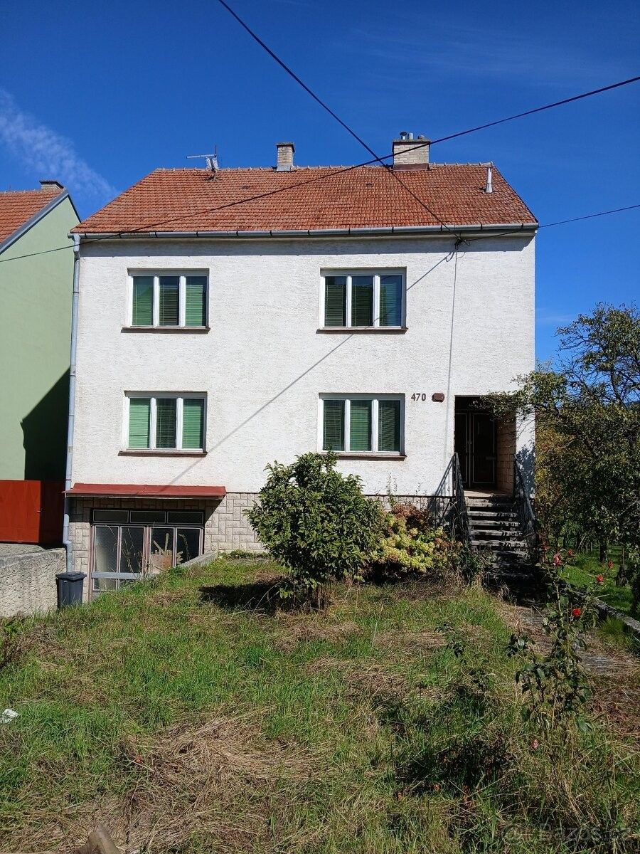 Rodinné domy, Strání, 687 65