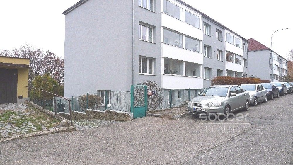 Pronájem byt 2+kk - Karenova, Praha, 50 m²