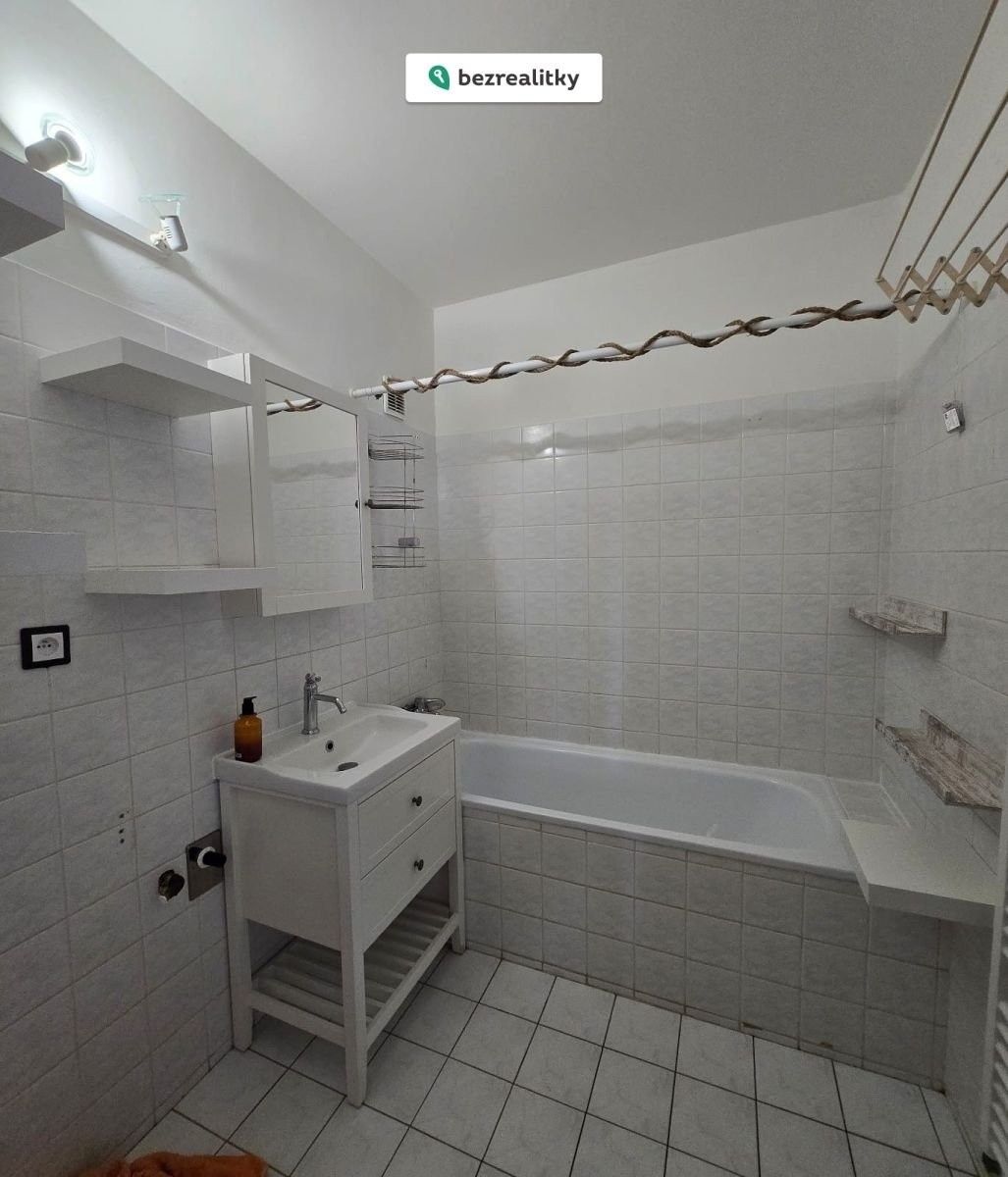 Prodej byt 2+1 - Handkeho, Olomouc, 76 m²