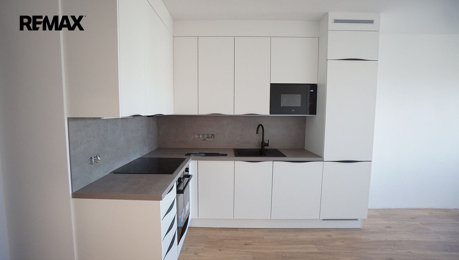 Pronájem byt 2+kk - Dejvická, Praha 6 - Bubeneč, 47 m² - 2