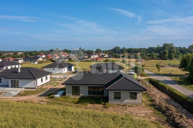 Rodinné domy, Dolní, Nemojov, 122 m²