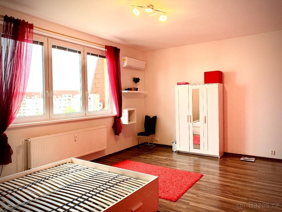 Prodej byt - Milovice nad Labem, 289 24