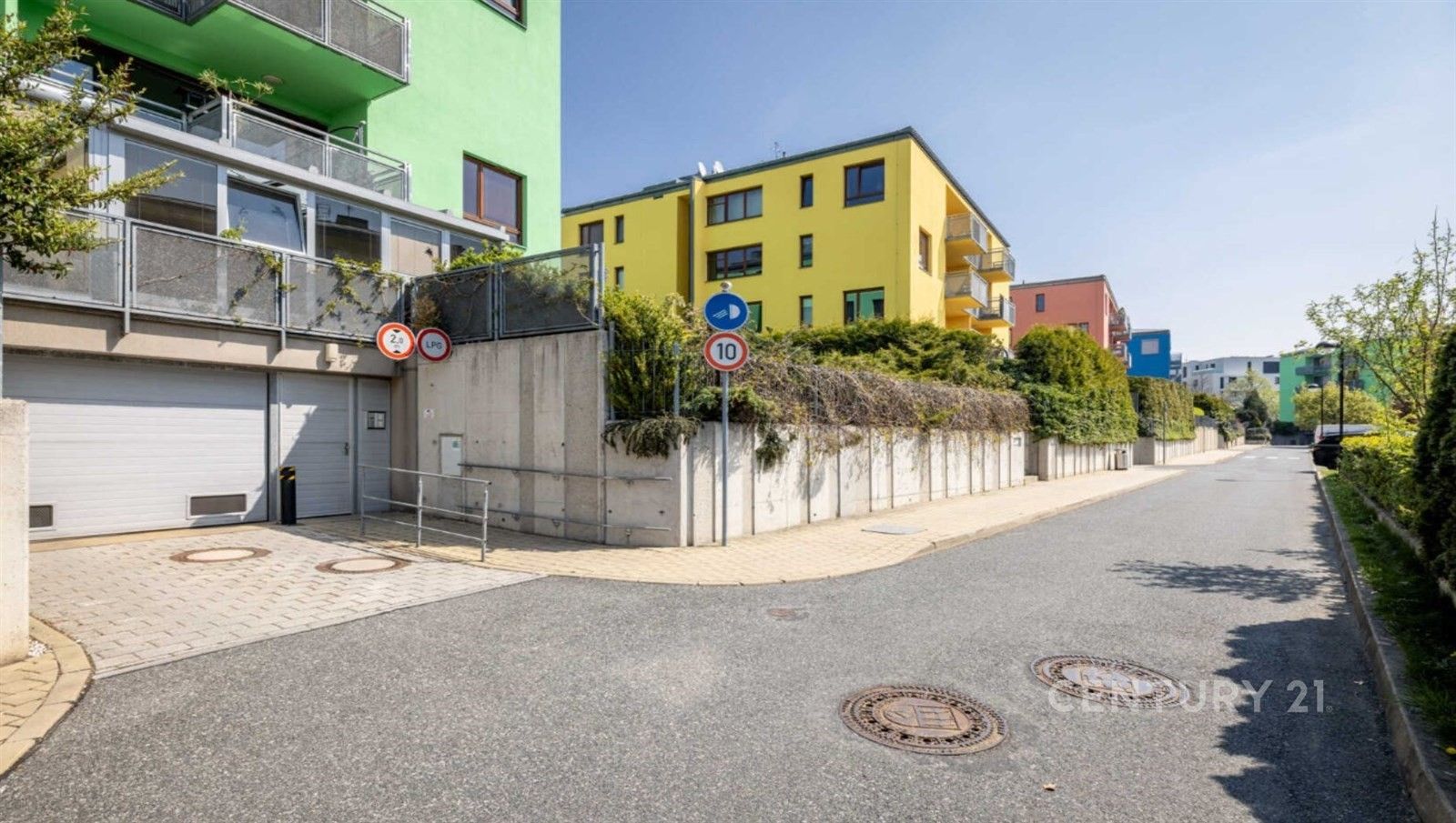 3+kk, Čistovická, Praha, 67 m²