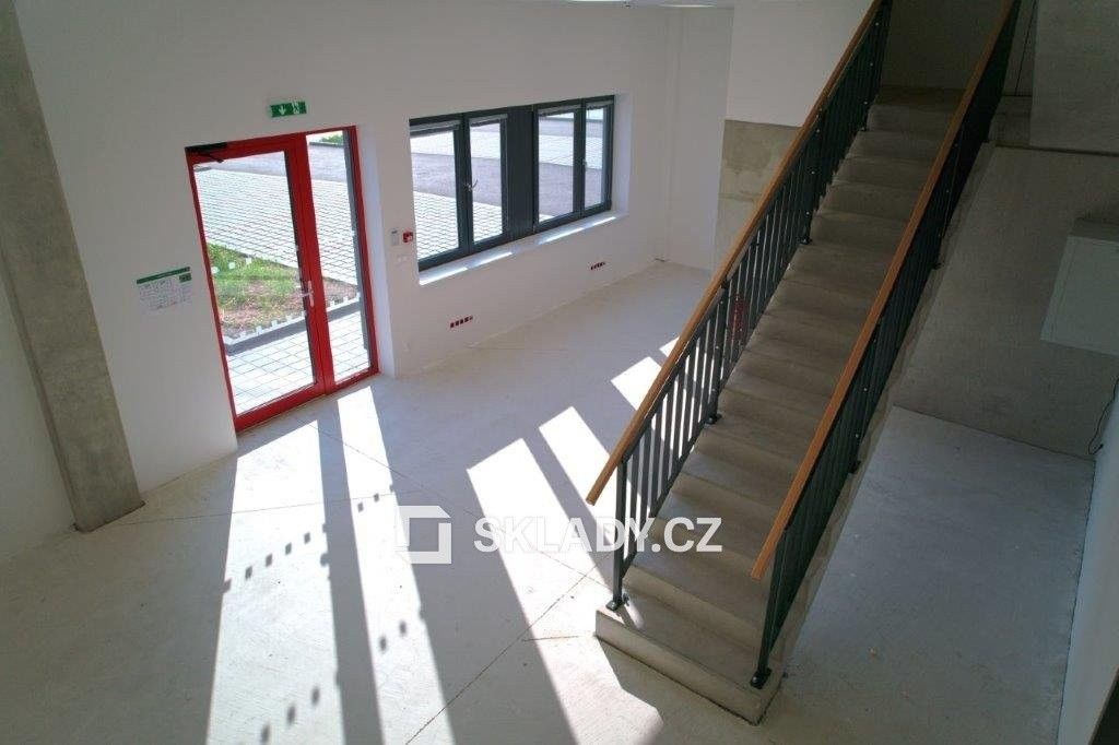 Sklad · 1 000 m² · Mikulov - 4