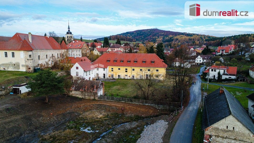 Prodej ubytovací zařízení - Louňovice pod Blaníkem, 3 010 m²