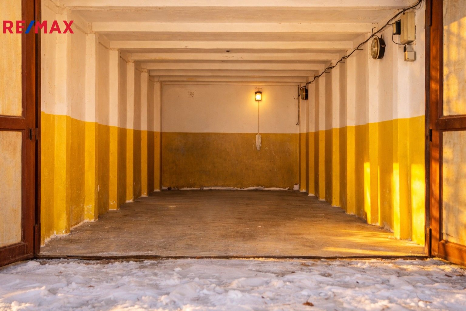 Prodej garáž - Smíchov, Žďár nad Sázavou, 18 m²