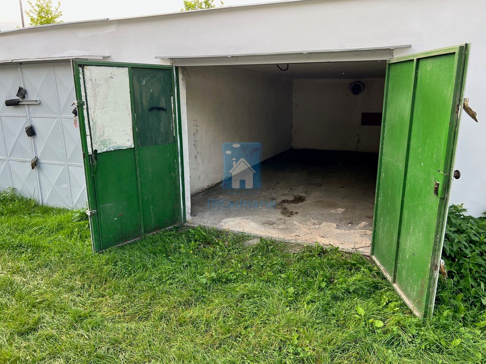 Pronájem garáž - Praha, 24 m²