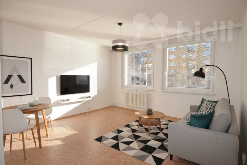 2+kk, Voskovcova 961, Praha, 44 m²