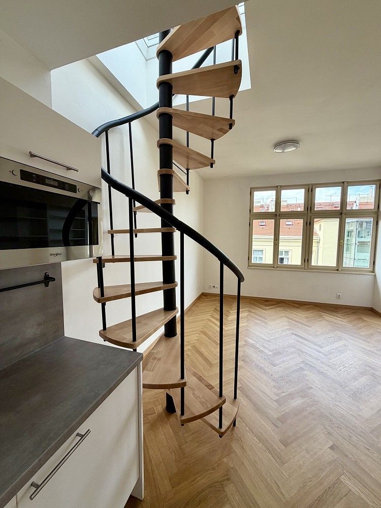 Prodej byt 2+kk - Praha - Malá Strana, okres Praha 5, Hlavní město Praha, 44,7 m² - 5