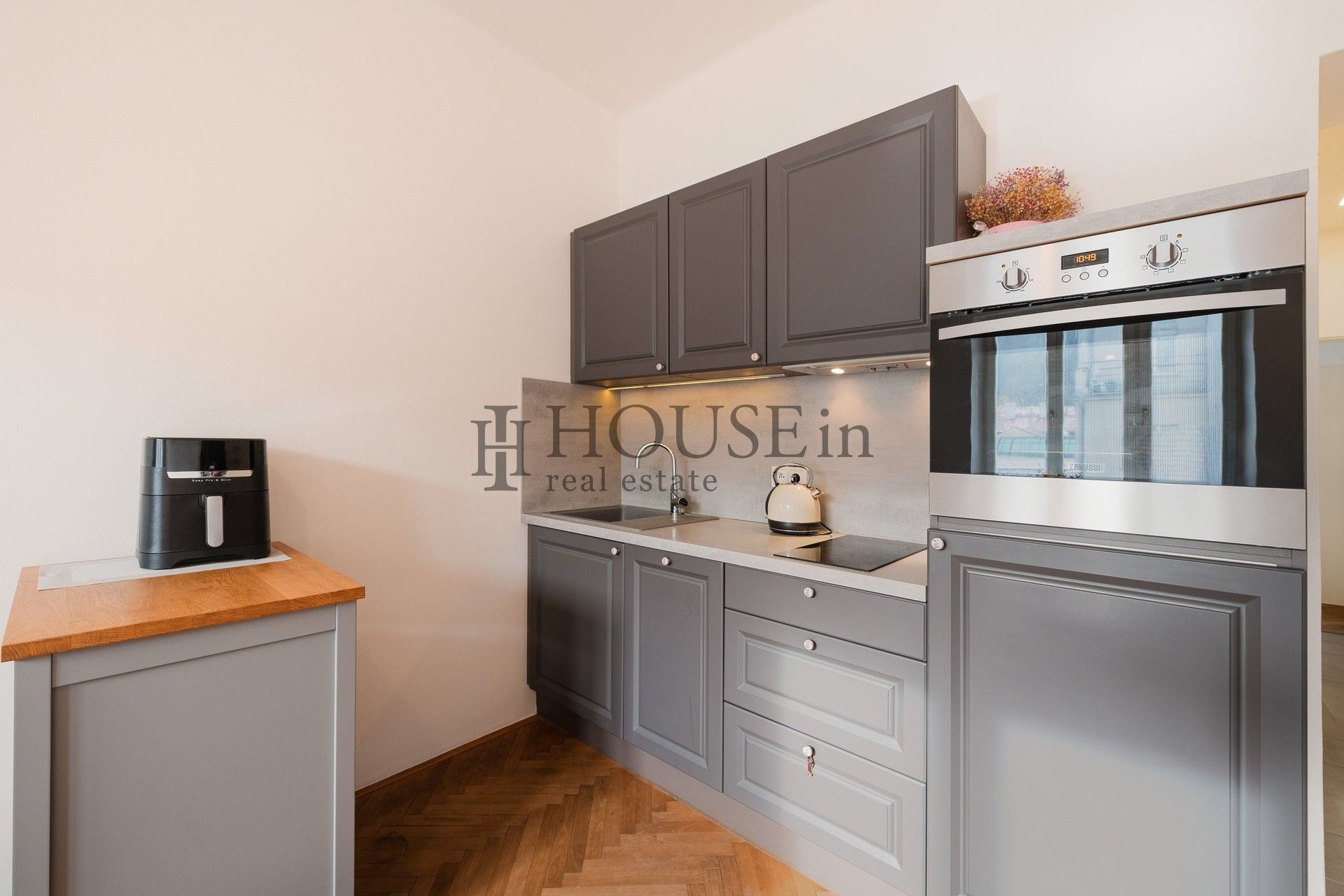 Prodej byt 2+kk - Křižíkova, Praha, 43 m²