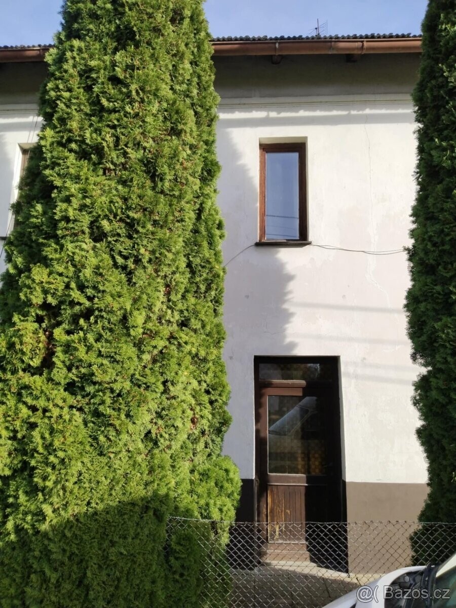 Rodinné domy, Opava, 746 01 - 2