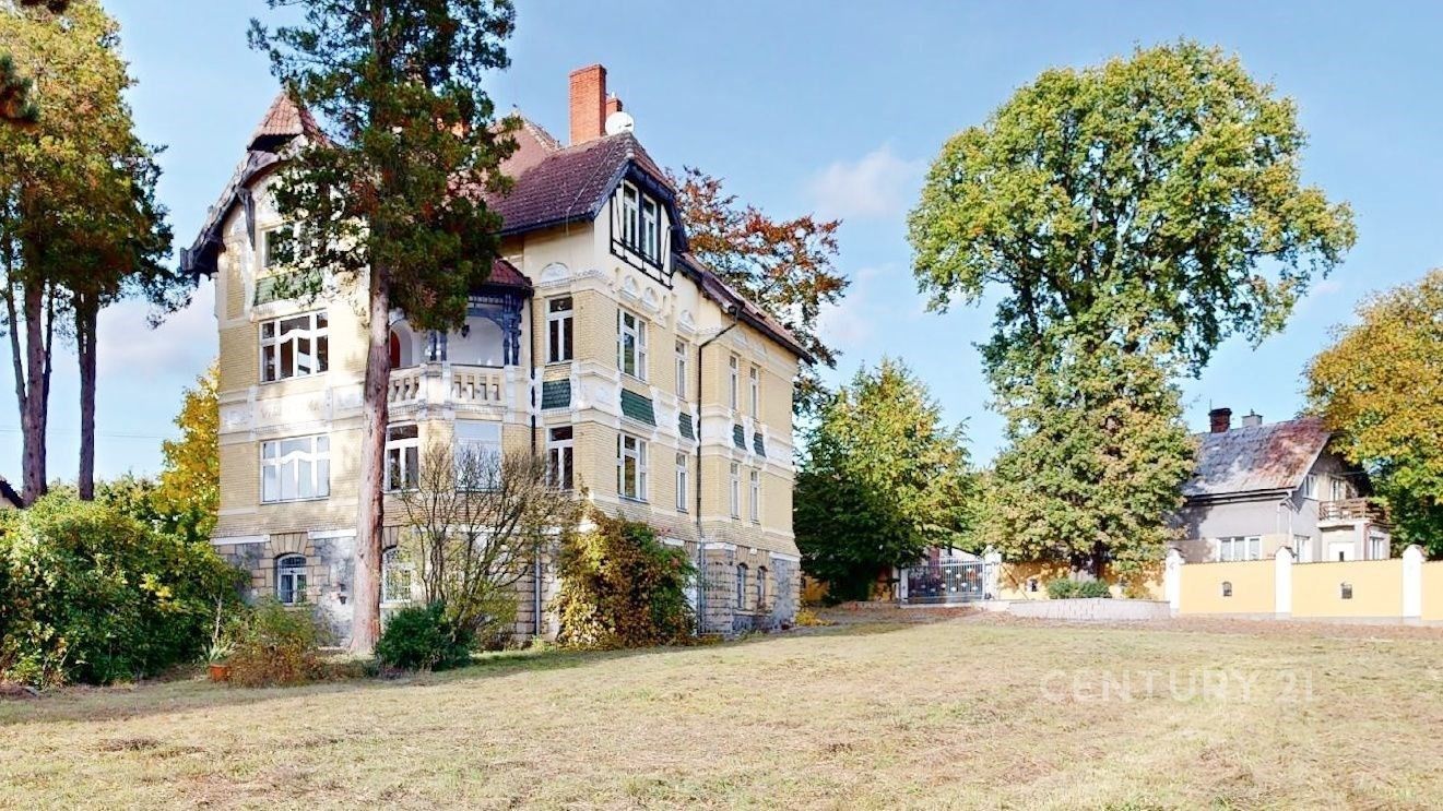 Vily, Lidická 378, Nový Bor, 760 m²