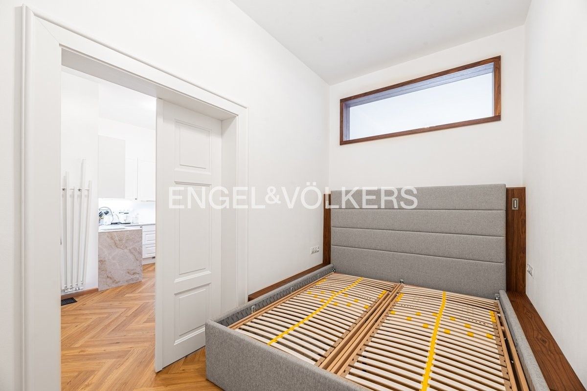 Pronájem byt 3+kk - Dlouhá 734, Praha Staré Město, 68 m² - 5