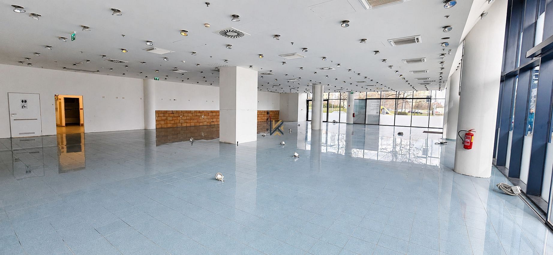 Pronájem obchodní prostory - Praha - Stodůlky, okres Praha 13, Hlavní město Praha, 206 m² - 2