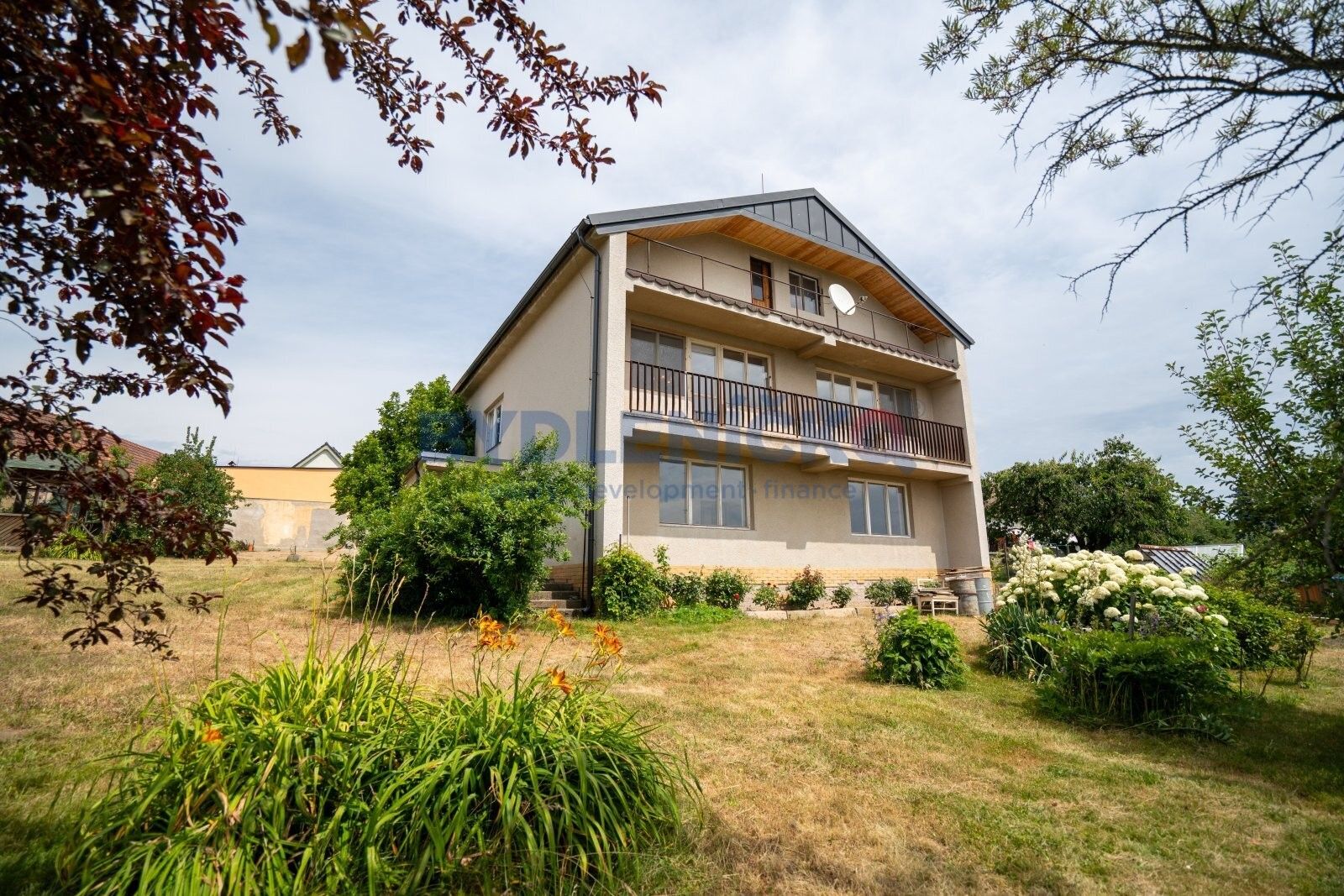 Rodinné domy, Střížov, 252 m²