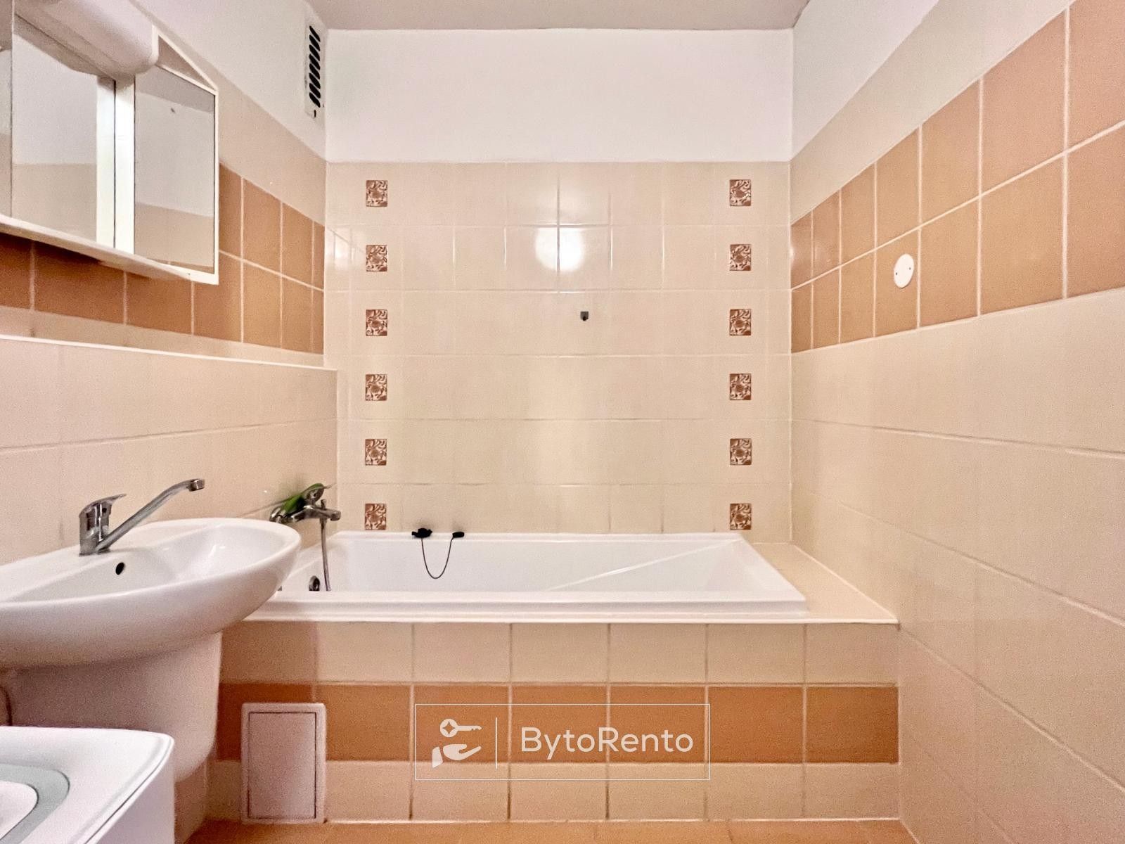 Pronájem byt 1+1 - Dr. Martínka, Ostrava, 37 m²