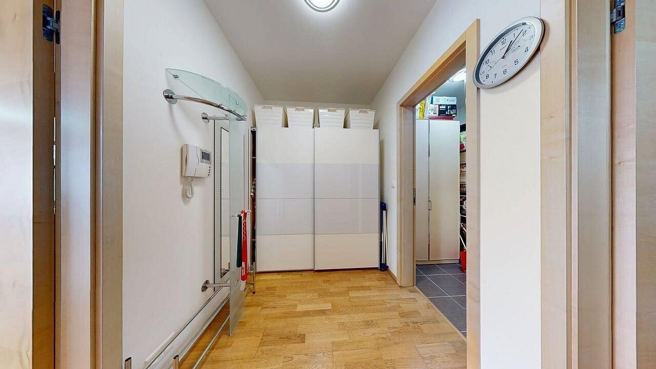 2+kk, Karlovy Vary, Karlovarský kraj, 72 m² - 2