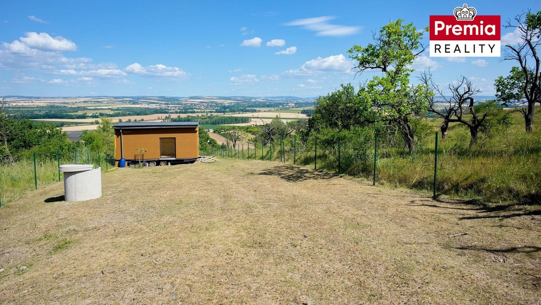 Zahrada, 2 294 m²