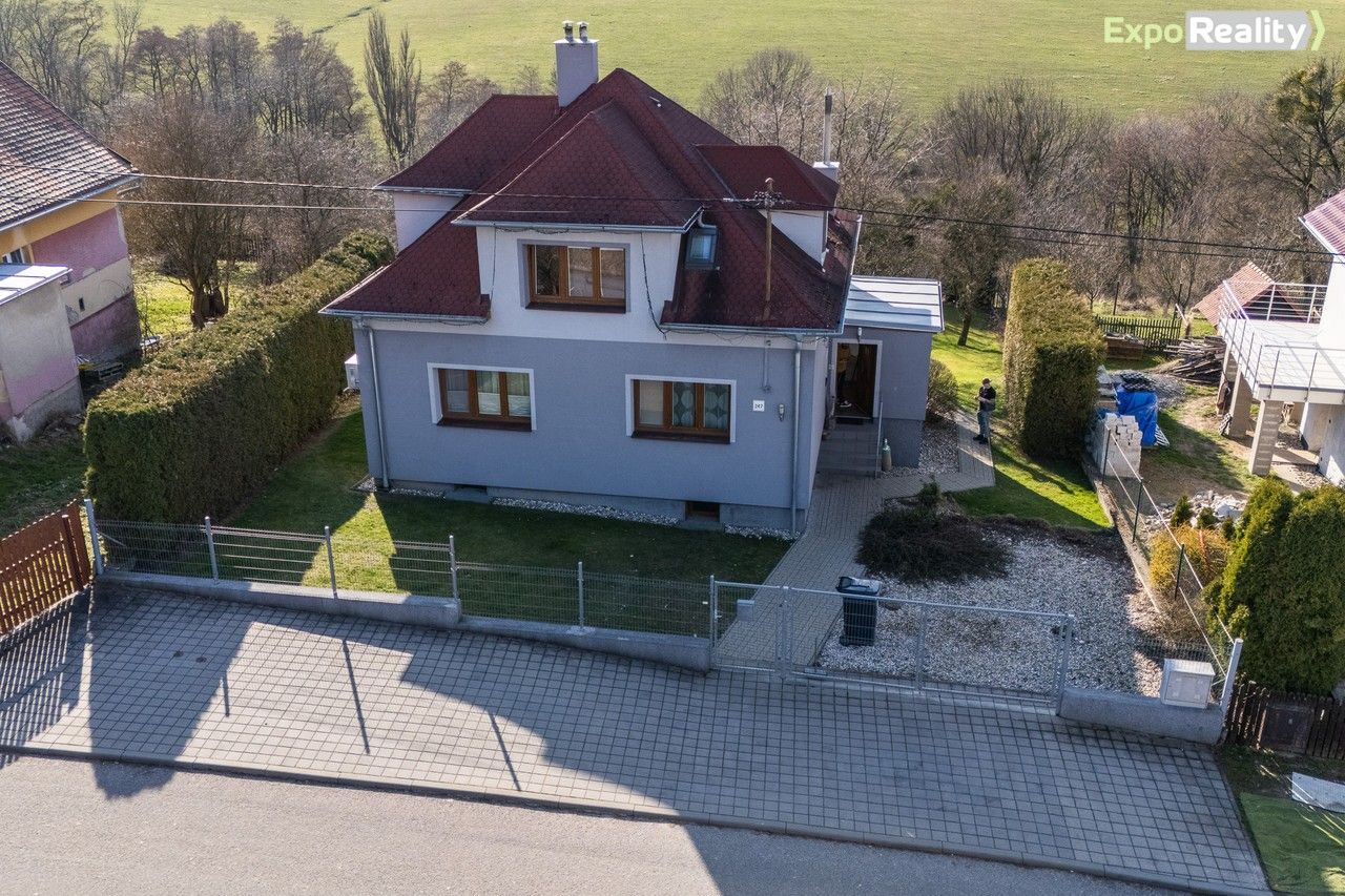Prodej rodinný dům - Na Vrchovici, Zlín, 197 m²