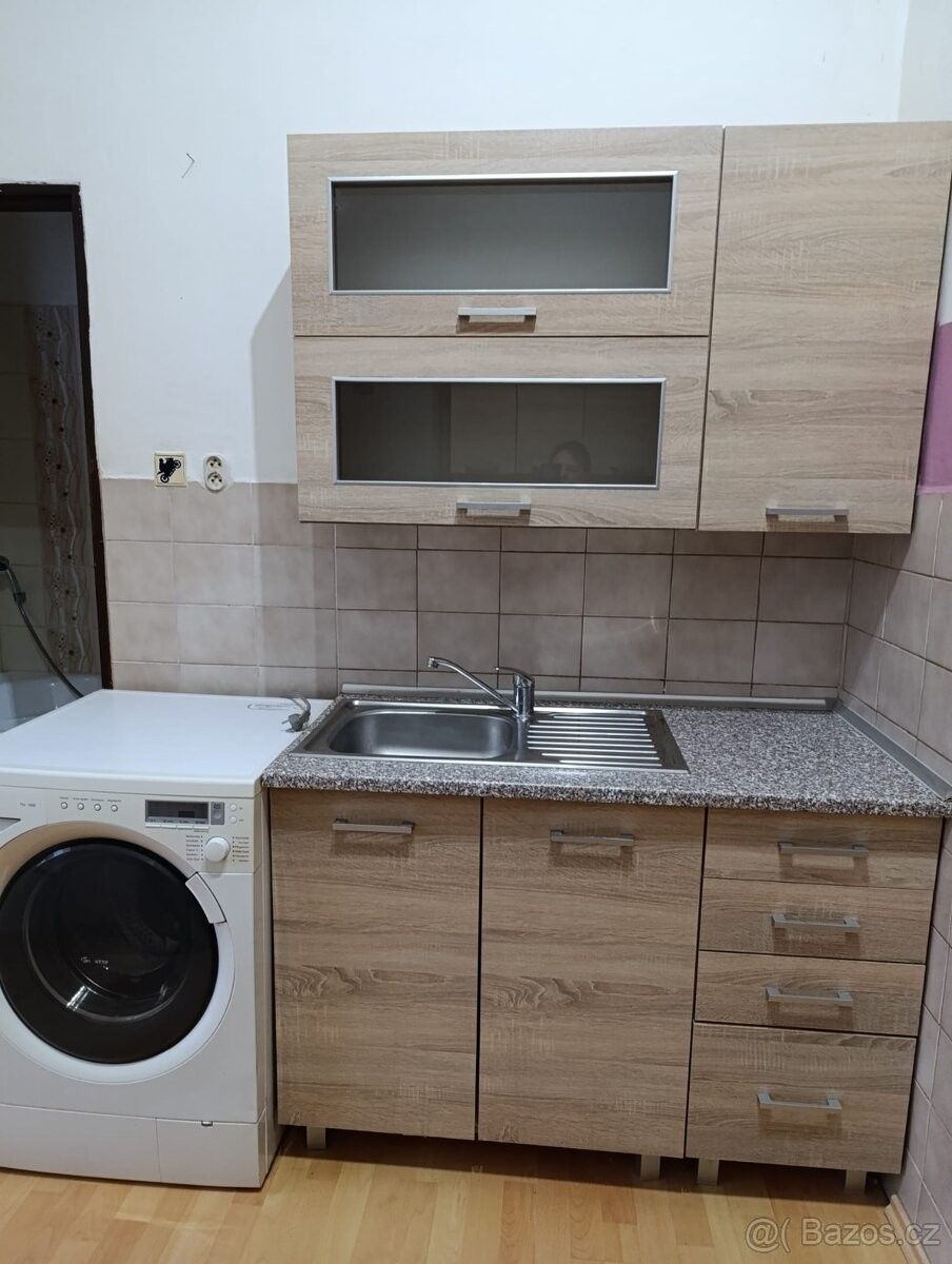 Pronájem byt - Karlovy Vary, 360 05