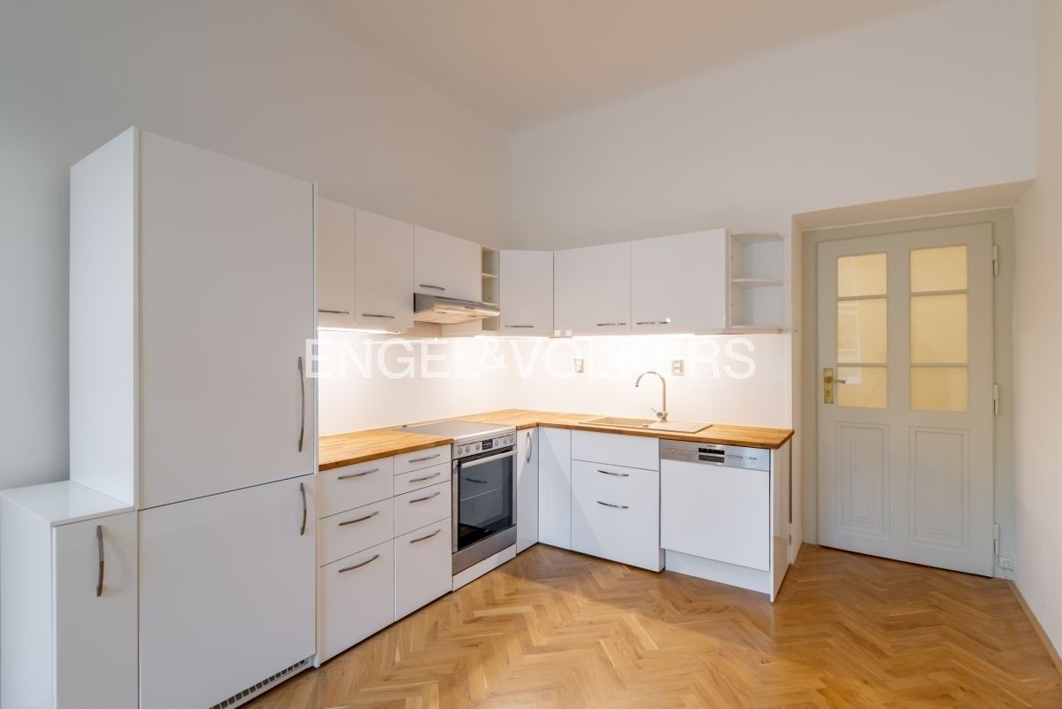 Pronájem byt 4+1 - U starého hřbitova 40, Praha Josefov, 130 m² - 2