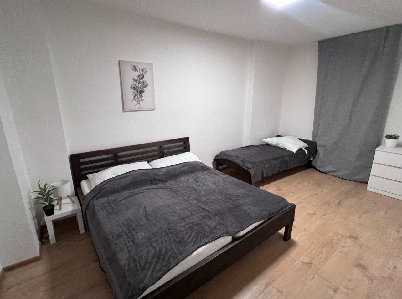 Pronájem byt 2+1 - Koptova, Karlovy Vary, 74 m²