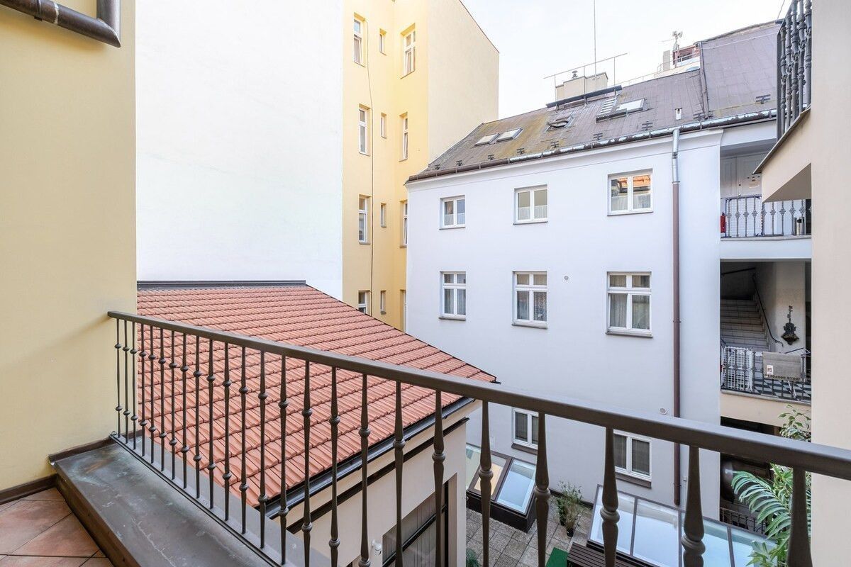 Byty, Prvního pluku, Praha - Karlín, 25 m² - 2