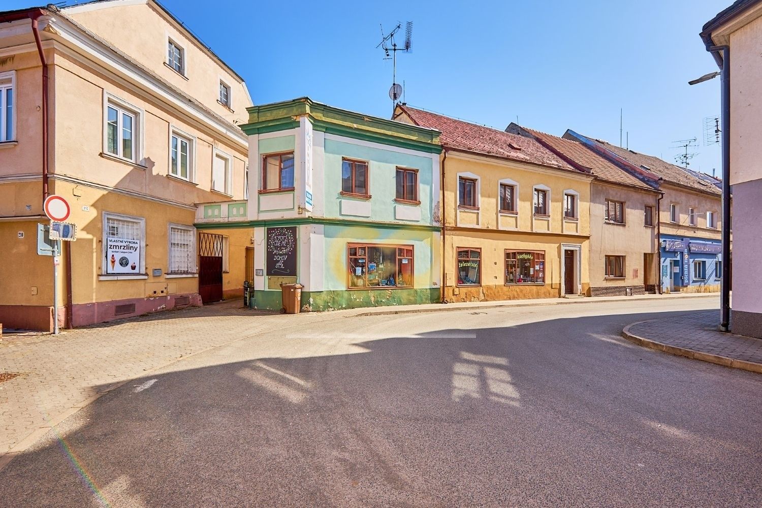 Obchodní prostory, Panská, Doksy, 270 m² - 1
