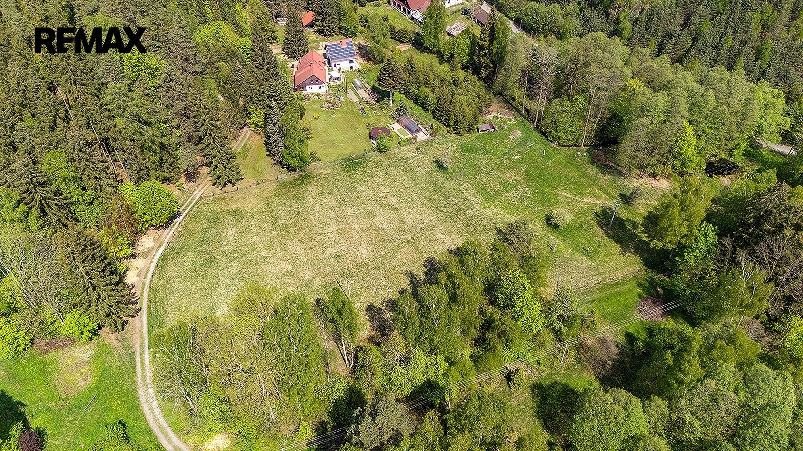 Louka, 5 335 m²