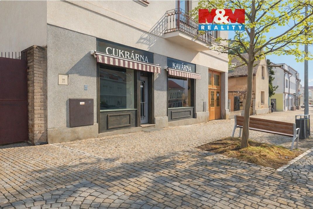 Obchodní prostory, Arnošta z Pardubic, Úvaly, 75 m²