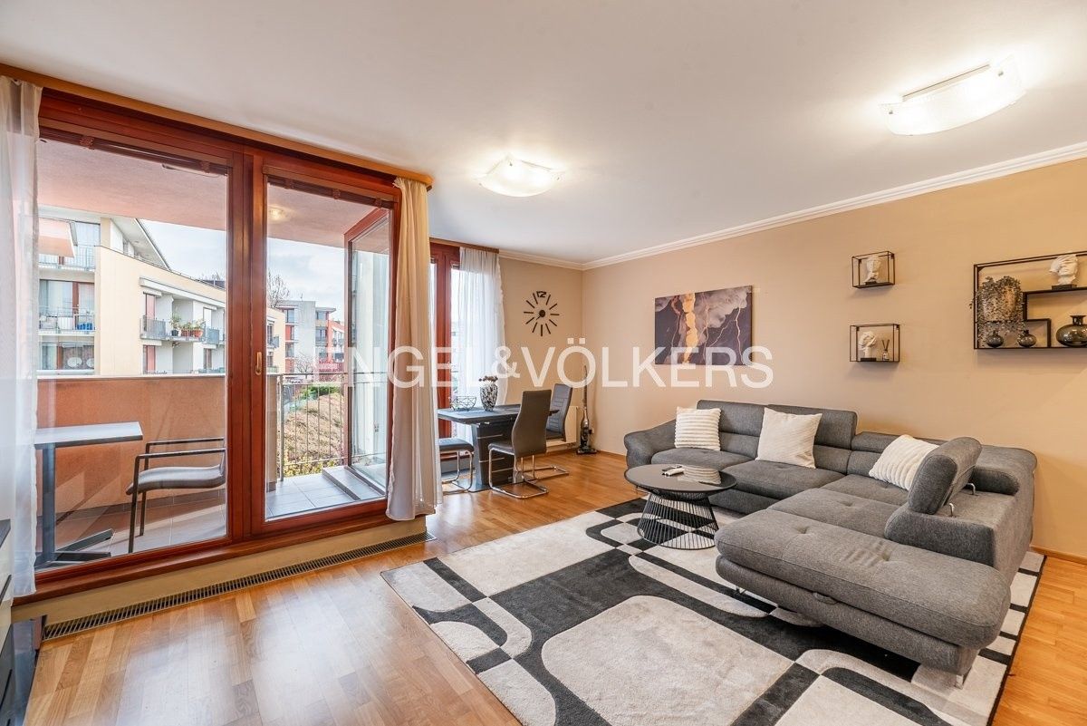 2+kk, Švejcarovo náměstí 2660, Praha Stodůlky, 67 m² - 1