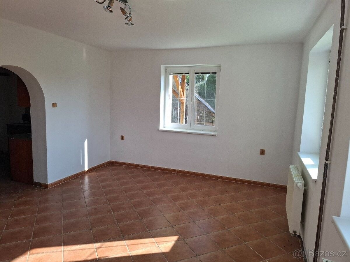 Pronájem byt - Bohdaneč, 285 22